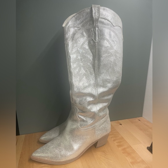 Shiren Boots In Metallic Suede in WOMEN’S size 12 - Picture 4 of 8
